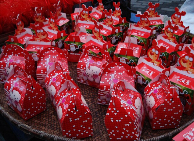 平安夜就送平安果，深圳市大智通國(guó)際貨運(yùn)代理有限公司