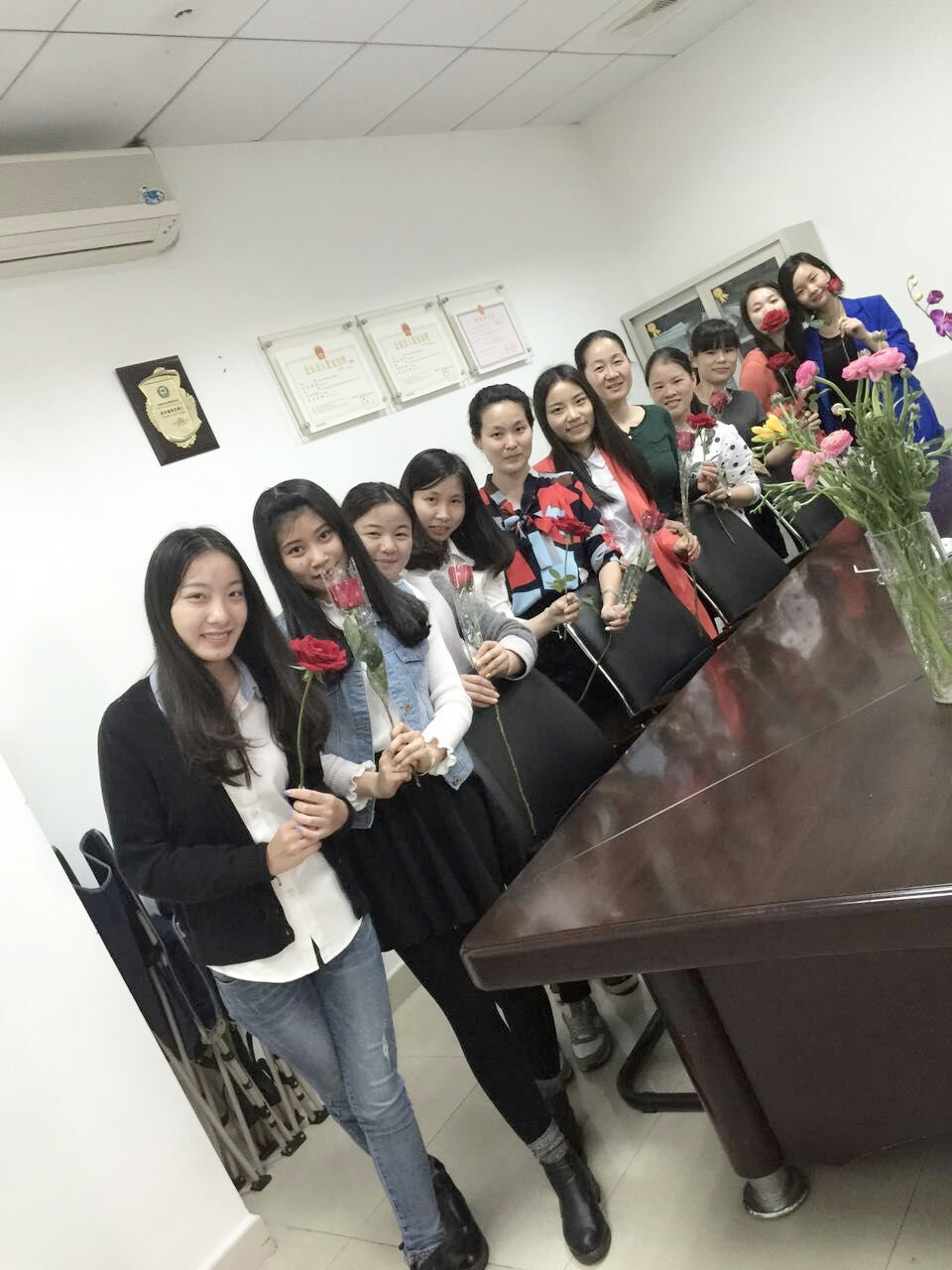 深圳市大智通國際貨運(yùn)代理有限公司